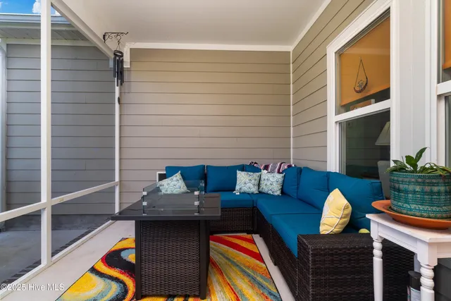 $543,000 | 124 South Brightleaf Drive, Minnesott Beach, NC 28510