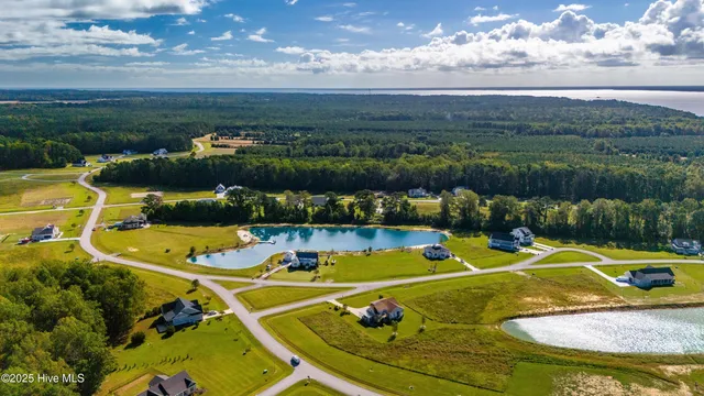 $543,000 | 124 South Brightleaf Drive, Minnesott Beach, NC 28510