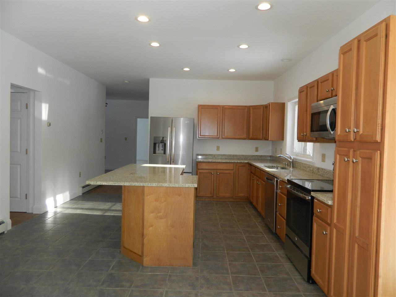 132 Hodgdon Road Northfield, NH 03276 - Photo 4 of 39