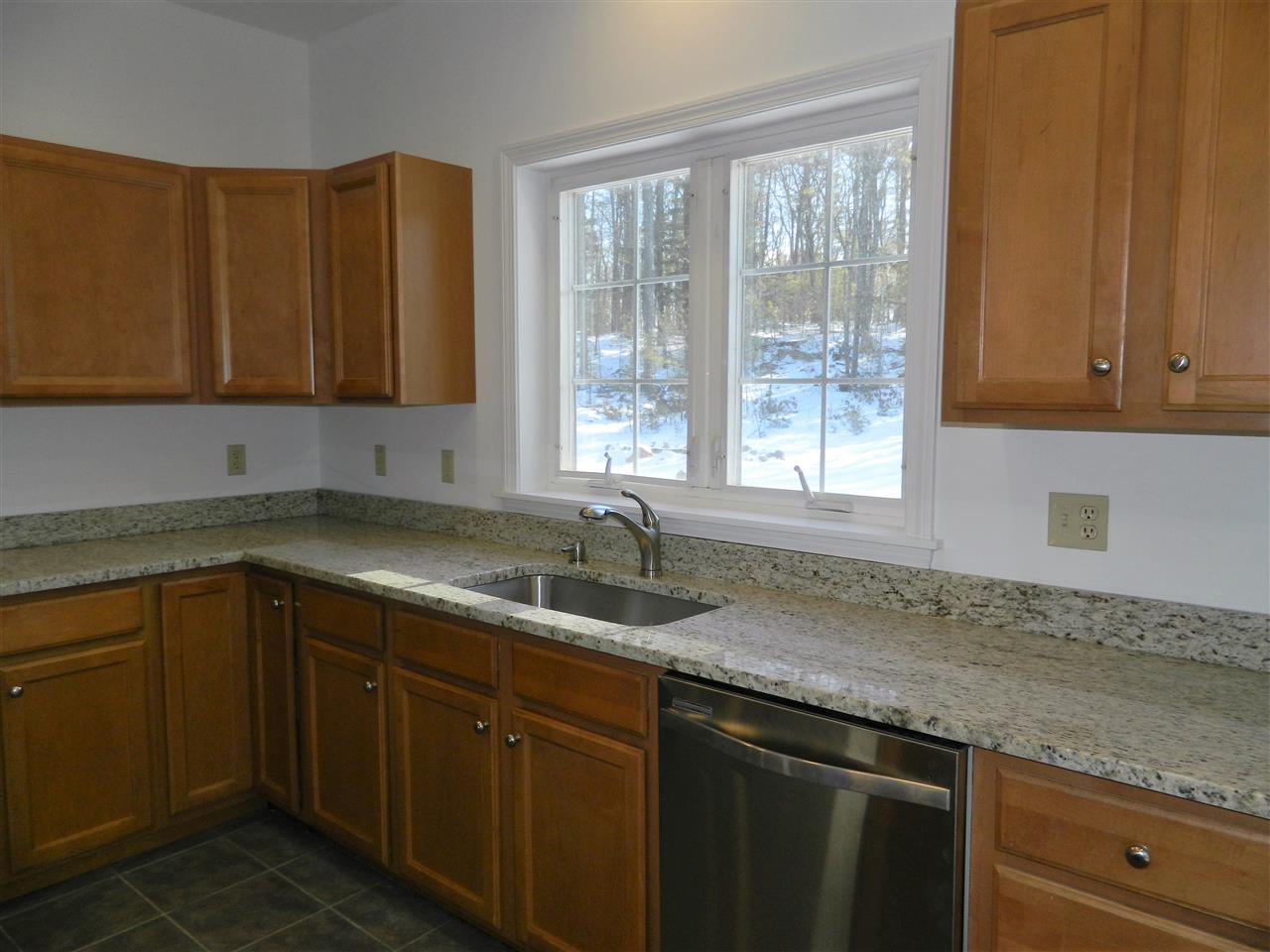 132 Hodgdon Road Northfield, NH 03276 - Photo 6 of 39