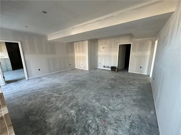 $589,900 | 1159 West Edwards Street, Maryville, MO 64468