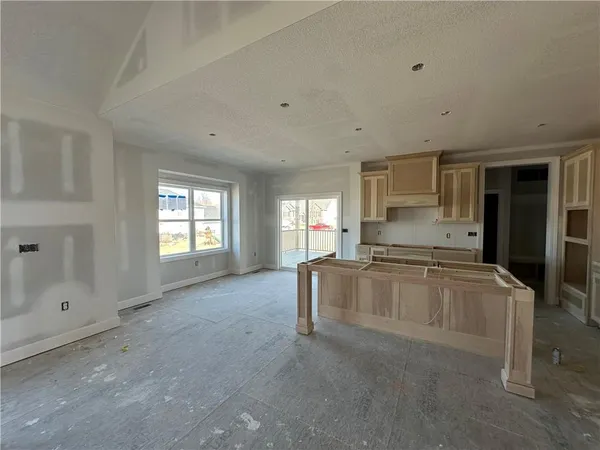 $589,900 | 1159 West Edwards Street, Maryville, MO 64468