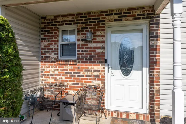 a view of front door with door