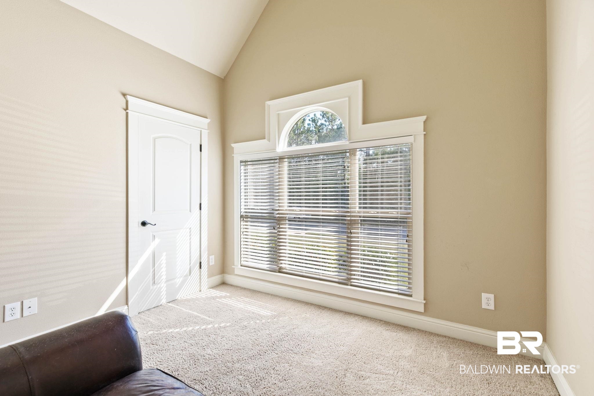 8735 Bainbridge Drive Daphne, AL 36526 - Photo 27 of 38