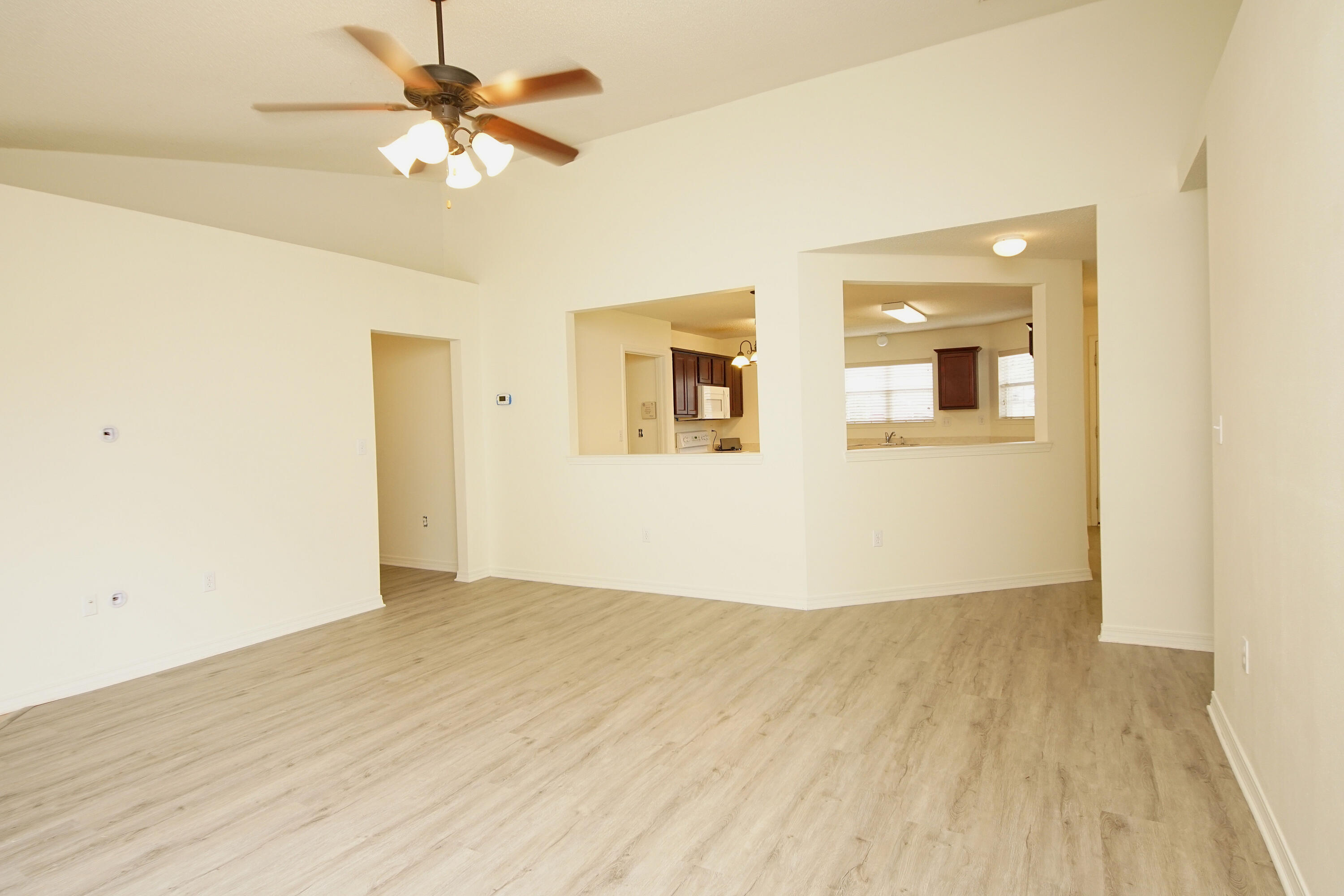 254 Limestone Circle Crestview, FL 32539 - Photo 14 of 34