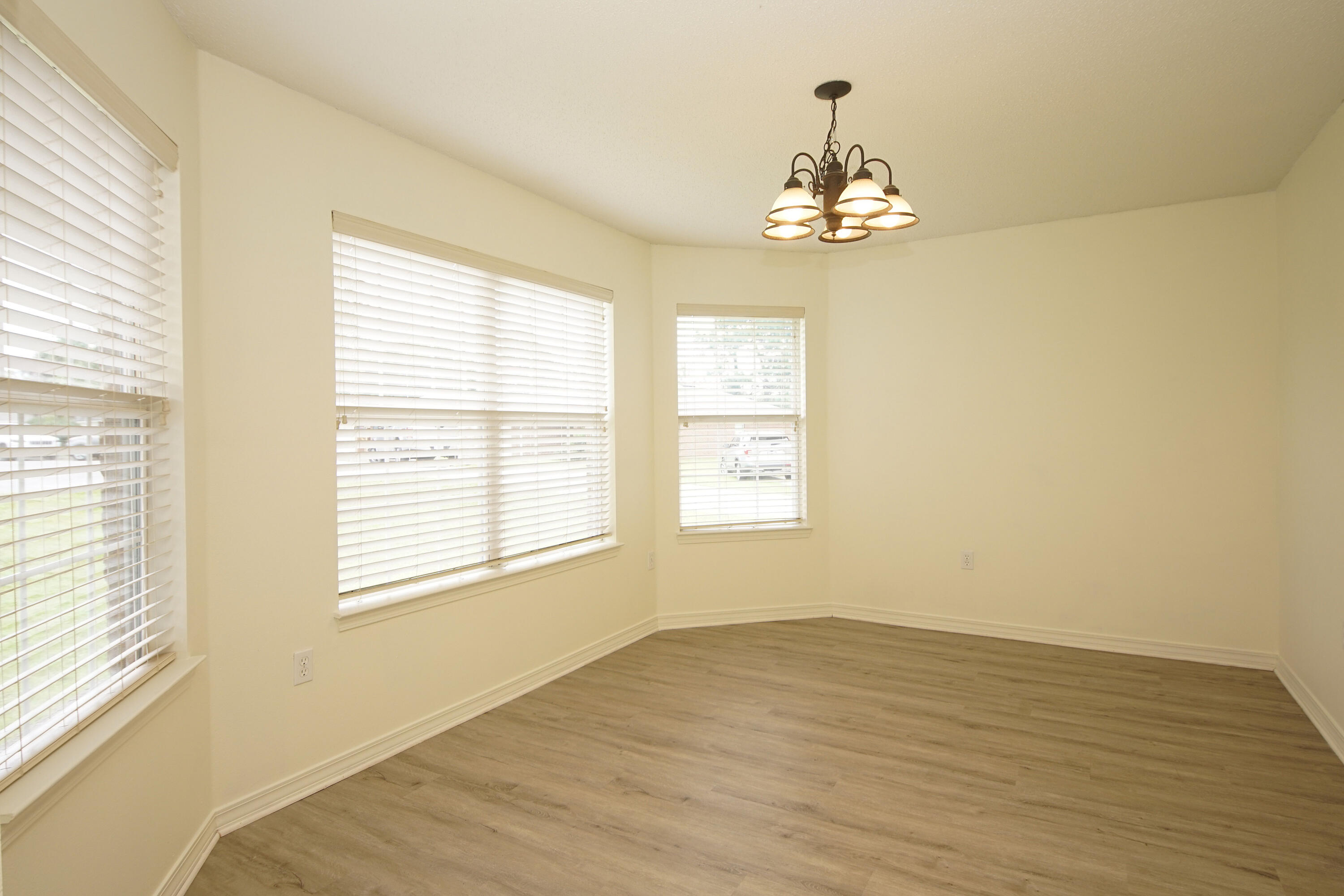 254 Limestone Circle Crestview, FL 32539 - Photo 23 of 34