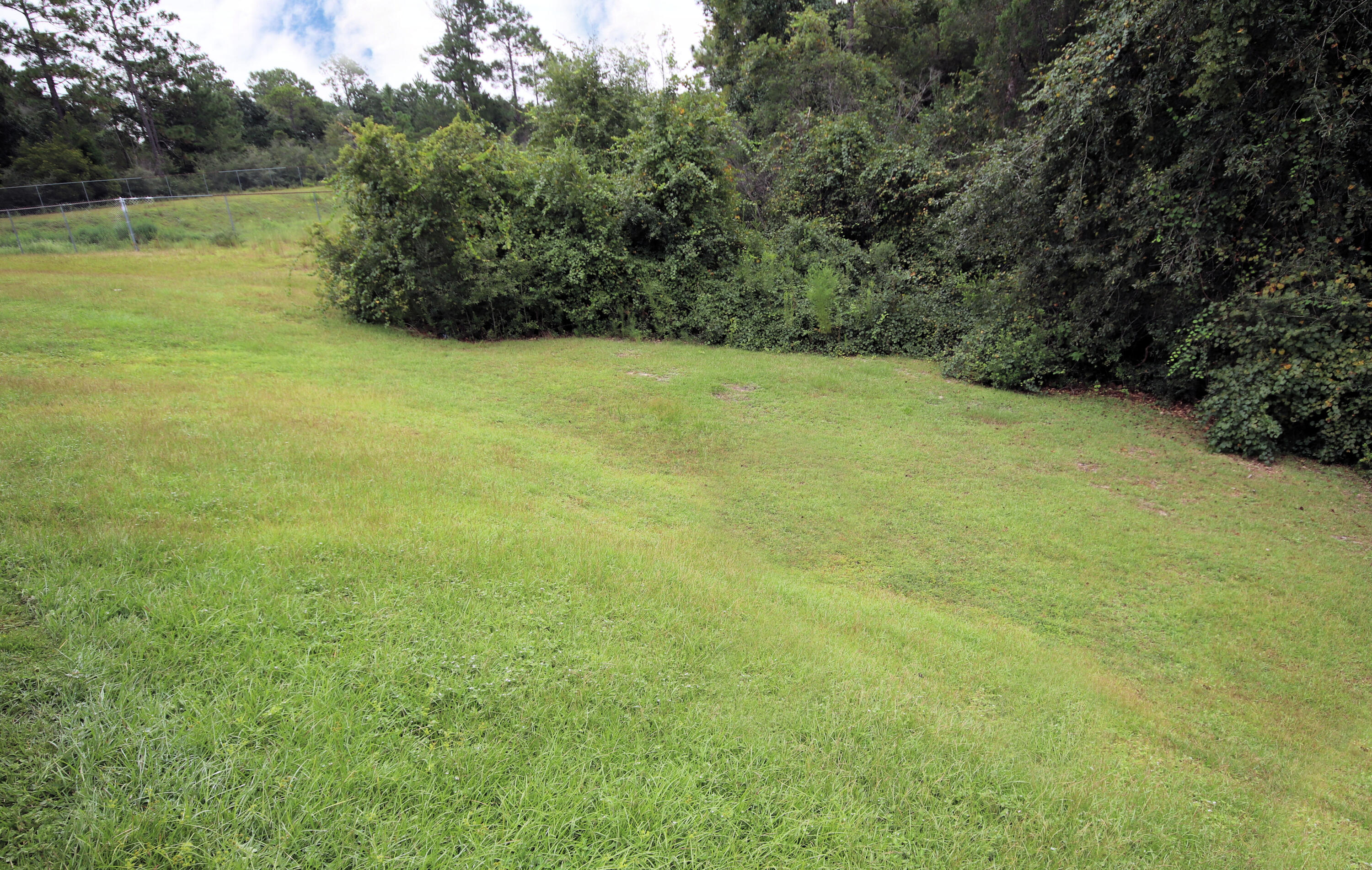 254 Limestone Circle Crestview, FL 32539 - Photo 33 of 34