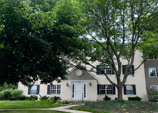 142 East Winchester Road, Unit C Libertyville, IL 60048 - Photo 1 of 1