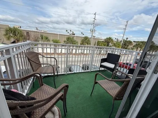 $239,900 | 444 Banyon Tree Circle, Unit 202, Maitland, FL 32751