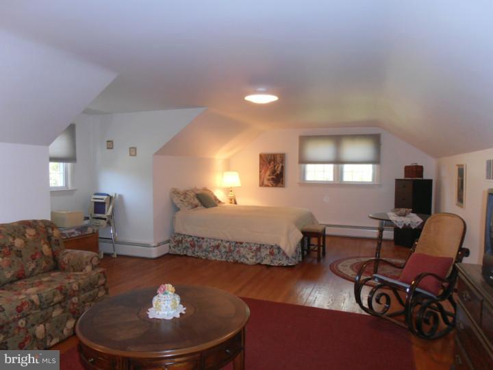 410 Moreland Road Wallingford, PA 19086 - Photo 12 of 25