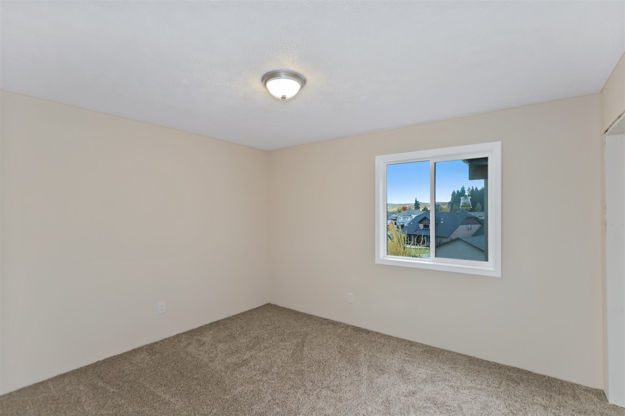 1024 South Harmony Road Greenacres, WA 99016 - Photo 14 of 44 Gallery Image 14