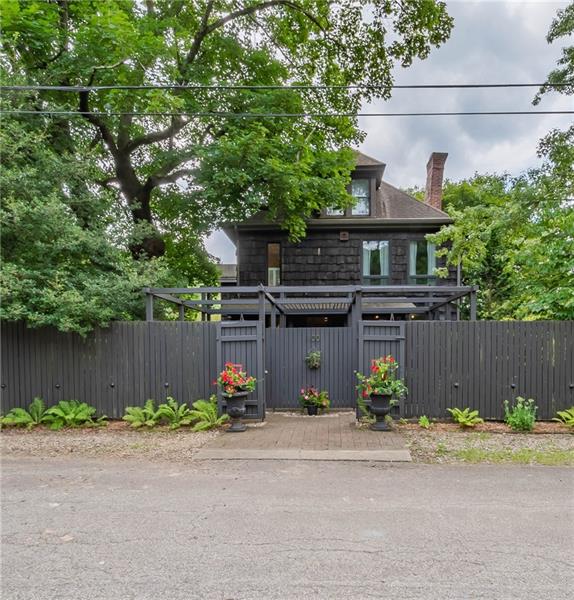 100 Pleasant Valley Road Jeannette, PA 15644 - Photo 1 of 25 Gallery Image 1