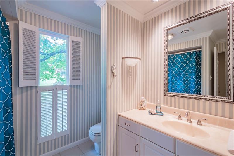 100 Pleasant Valley Road Jeannette, PA 15644 - Photo 13 of 25 Gallery Image 13