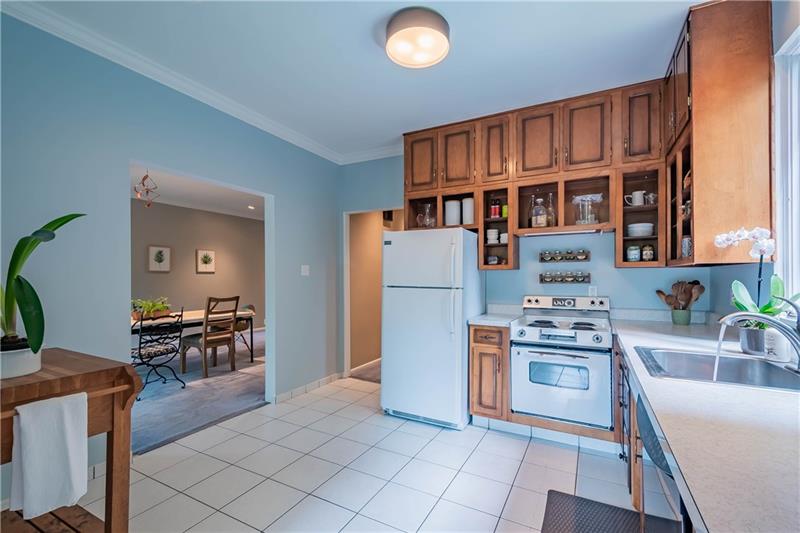 100 Pleasant Valley Road Jeannette, PA 15644 - Photo 5 of 25 Gallery Image 5