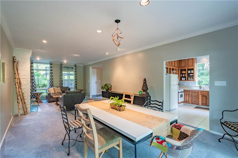 100 Pleasant Valley Road Jeannette, PA 15644 - Photo 6 of 25 Gallery Image 6