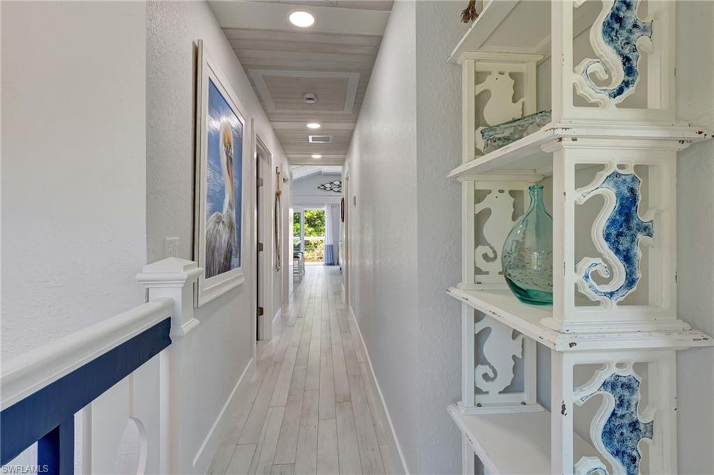 193 Cocohatchee Street Naples, FL 34110 - Photo 11 of 50