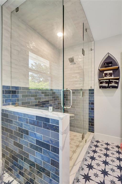 193 Cocohatchee Street Naples, FL 34110 - Photo 16 of 50