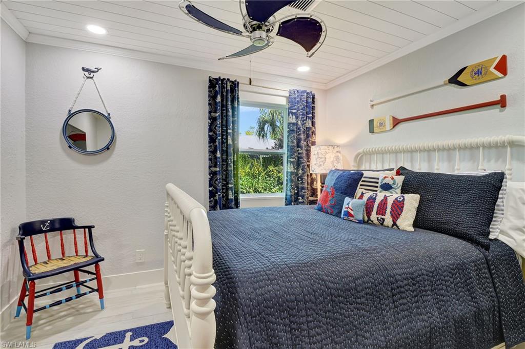 193 Cocohatchee Street Naples, FL 34110 - Photo 17 of 50 Upstairs guest bedroom