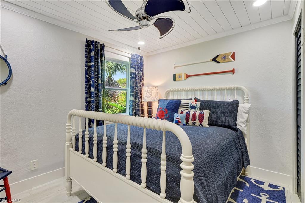 193 Cocohatchee Street Naples, FL 34110 - Photo 18 of 50