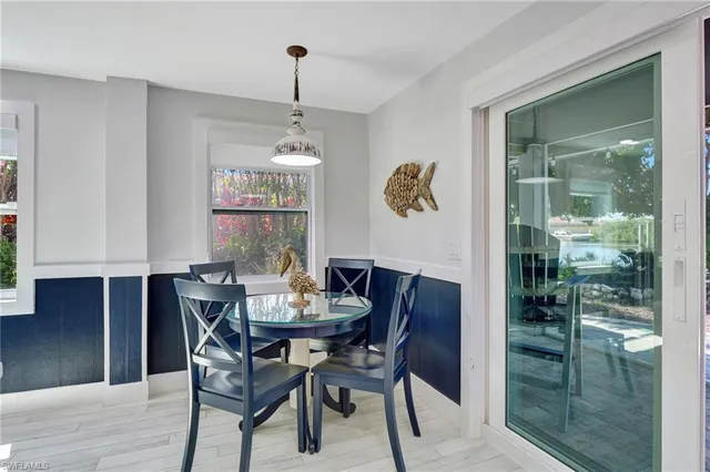 $1,399,000 | 193 Cocohatchee Street, Naples, FL 34110