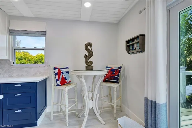 $1,399,000 | 193 Cocohatchee Street, Naples, FL 34110