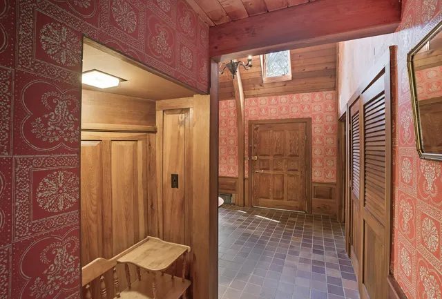 $1,799,000 | 143 Worcester Road, Hollis, NH 03049