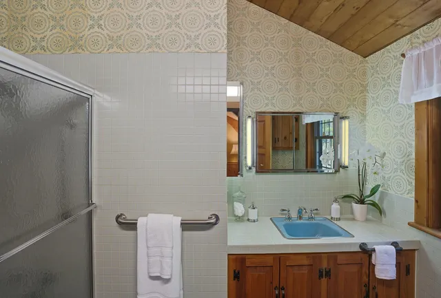 $1,799,000 | 143 Worcester Road, Hollis, NH 03049