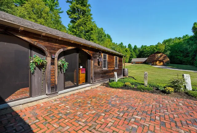 $1,799,000 | 143 Worcester Road, Hollis, NH 03049