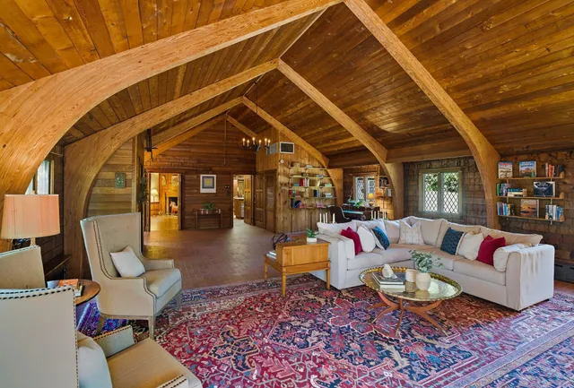 $1,799,000 | 143 Worcester Road, Hollis, NH 03049