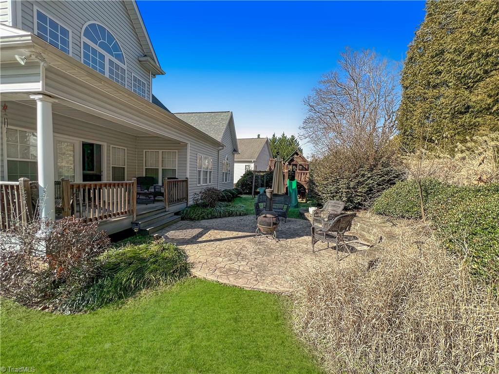 2373 Topaz Lane High Point, NC 27265 - Photo 4 of 50