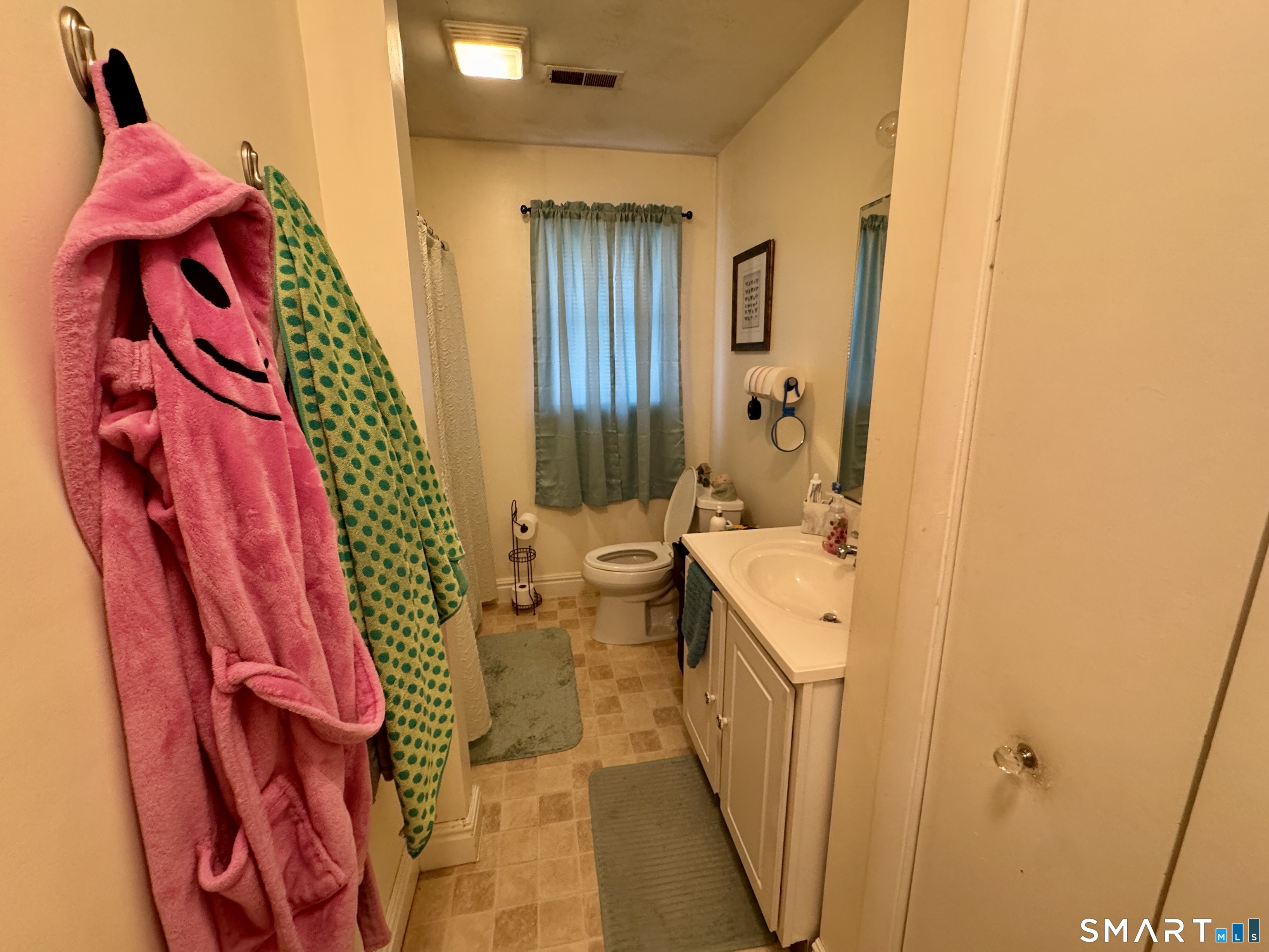 125 Maple Street Norwich, CT 06360 - Photo 15 of 22