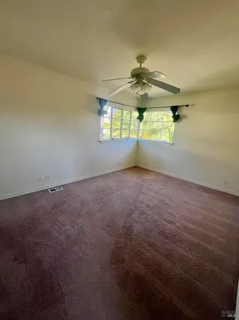 $1,950 | 160 East J Street, Unit 1, Benicia, CA 94510