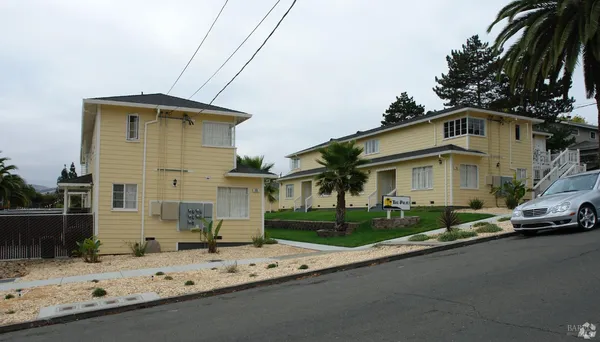 $1,950 | 160 East J Street, Unit 1, Benicia, CA 94510