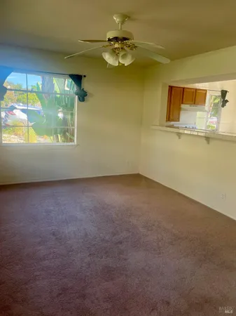 $1,950 | 160 East J Street, Unit 1, Benicia, CA 94510