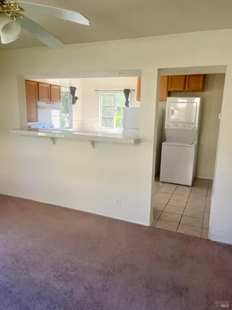 $1,950 | 160 East J Street, Unit 1, Benicia, CA 94510