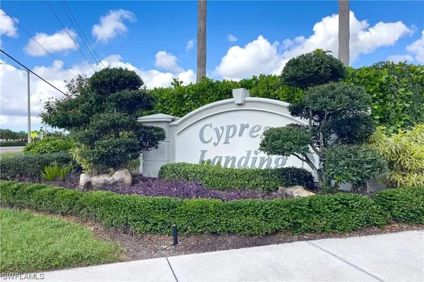 $219,900 | 10112 Spyglass Hill Lane, Unit 10112, Fort Myers, FL 33966