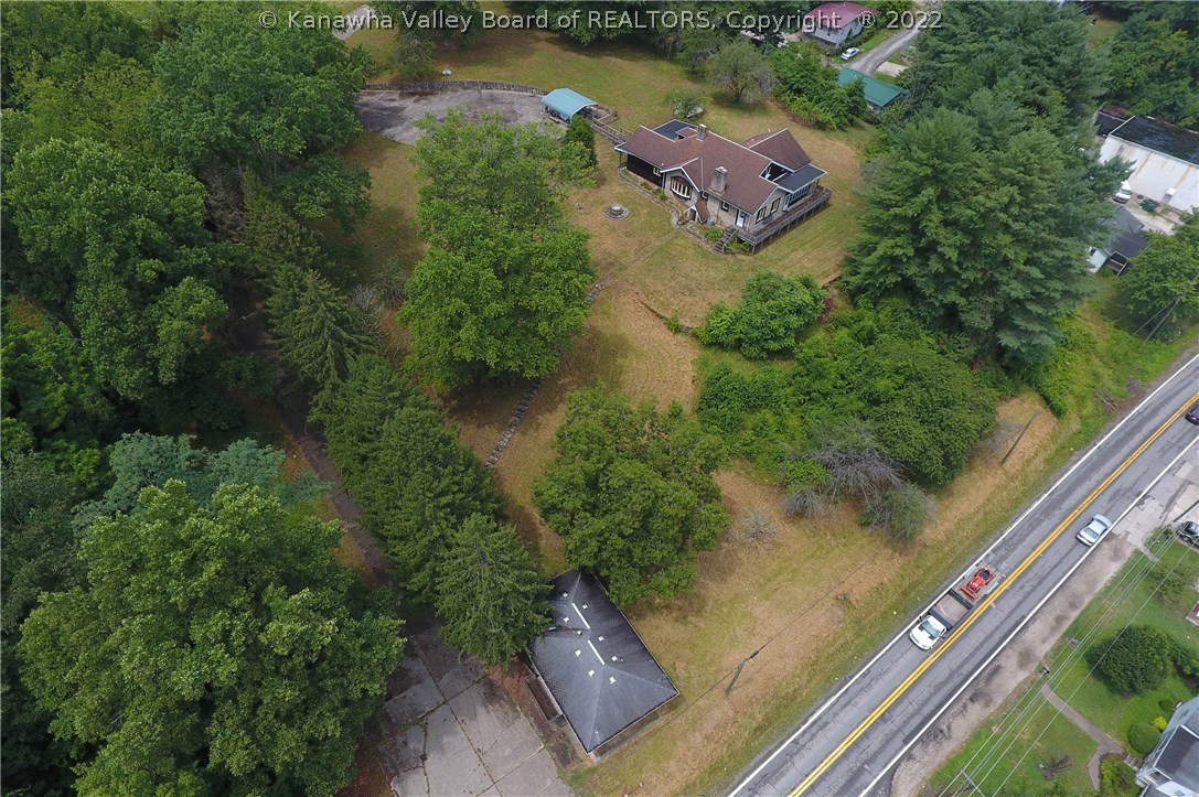 219 Winfield Road St. Albans, WV 25177 - Photo 6 of 48 Gallery Image 6