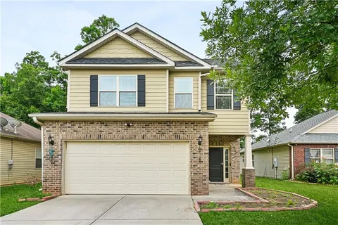 $300,000 | 4998 Summersun Drive, Morrow, GA 30260