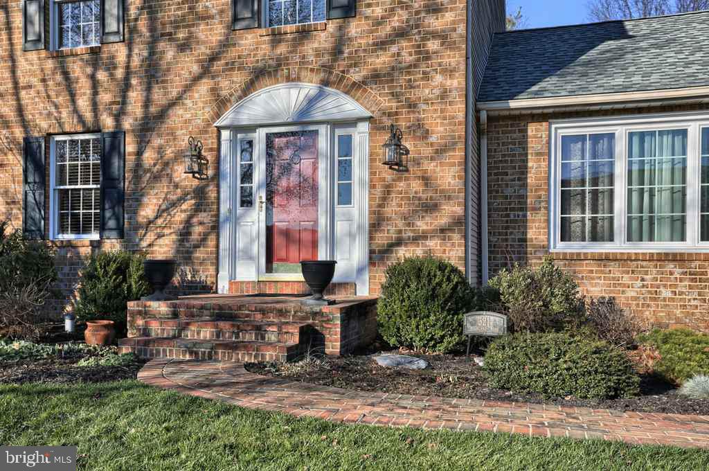 321 Highland Road Hershey, PA 17033 - Photo 2 of 25