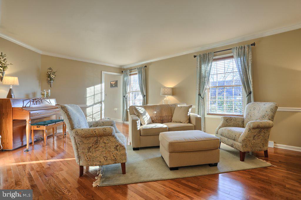321 Highland Road Hershey, PA 17033 - Photo 7 of 25