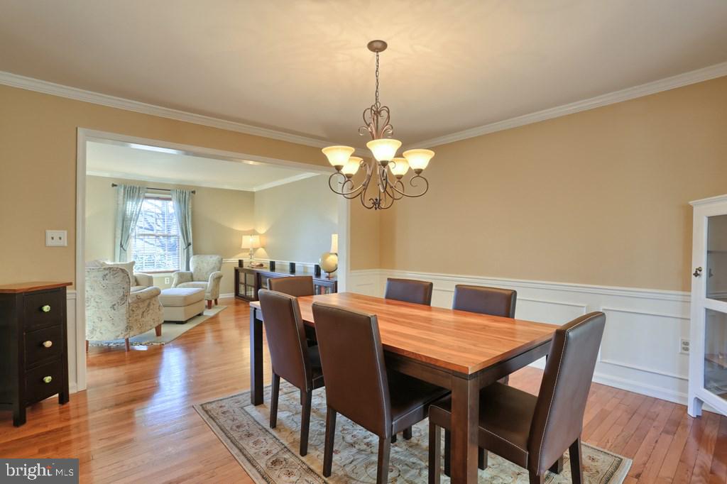 321 Highland Road Hershey, PA 17033 - Photo 8 of 25