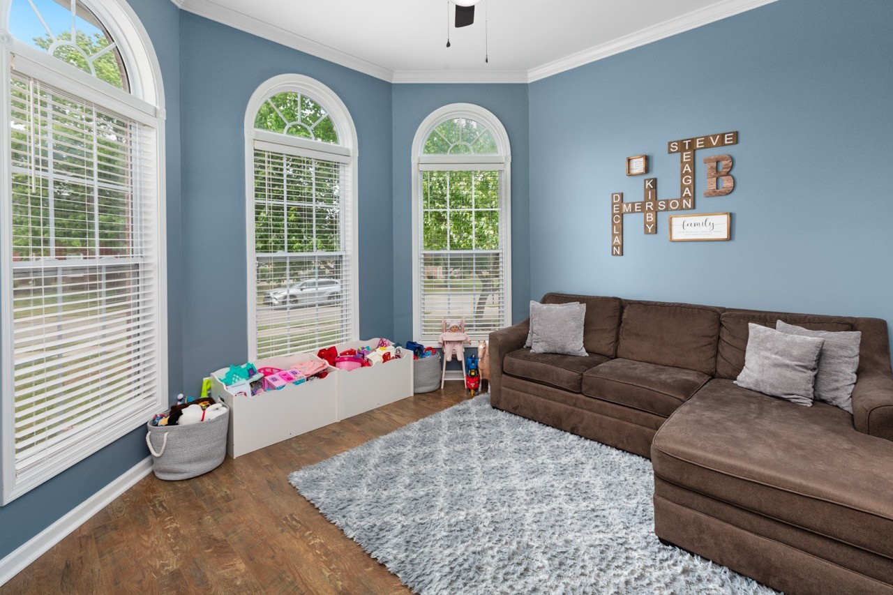 1085 Nealcrest Circle Spring Hill, TN 37174 - Photo 5 of 30