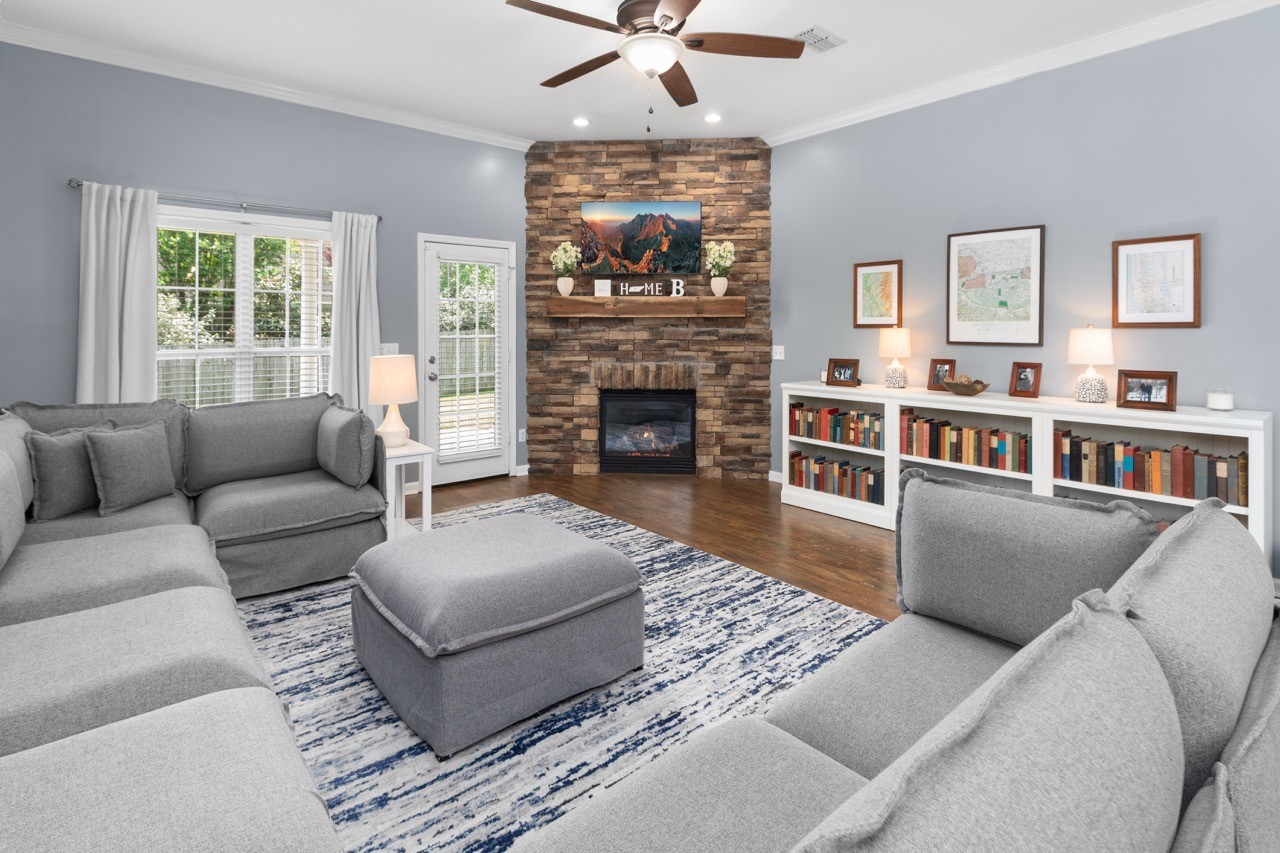 1085 Nealcrest Circle Spring Hill, TN 37174 - Photo 10 of 30