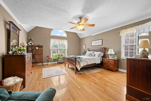 $529,900 | 1728 Wycliffe Street, Bedford, VA 24523