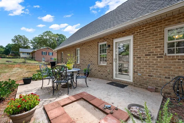 $529,900 | 1728 Wycliffe Street, Bedford, VA 24523