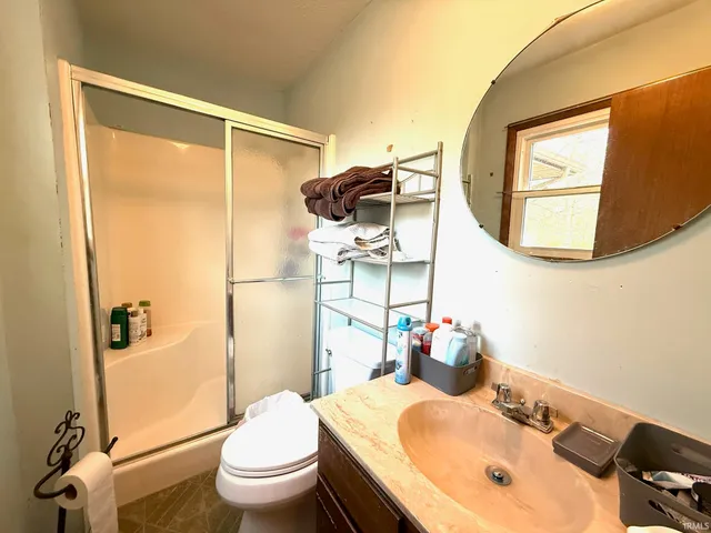 $329,900 | 8201 Tilford Road, Bloomington, IN 47404