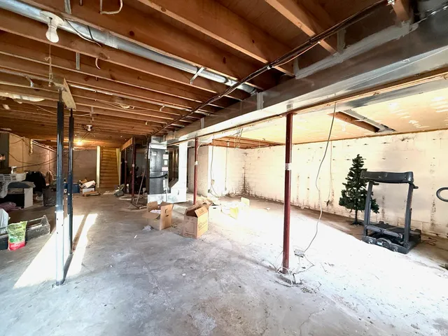 $329,900 | 8201 Tilford Road, Bloomington, IN 47404