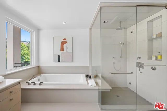 $3,295,000 | 9580 Shirley Lane, Beverly Hills, CA 90210