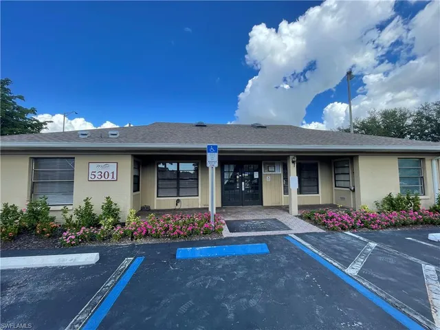 $1,000 | 5325 Summerlin Road, Unit 2513, Fort Myers, FL 33919