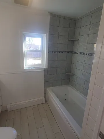 $3,400 | 232 North Street, Unit 1, Weymouth, MA 02191